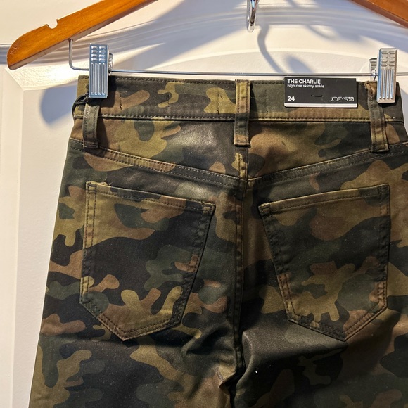 NWT JOE’S high rise ankle camo jeans - Picture 4 of 7